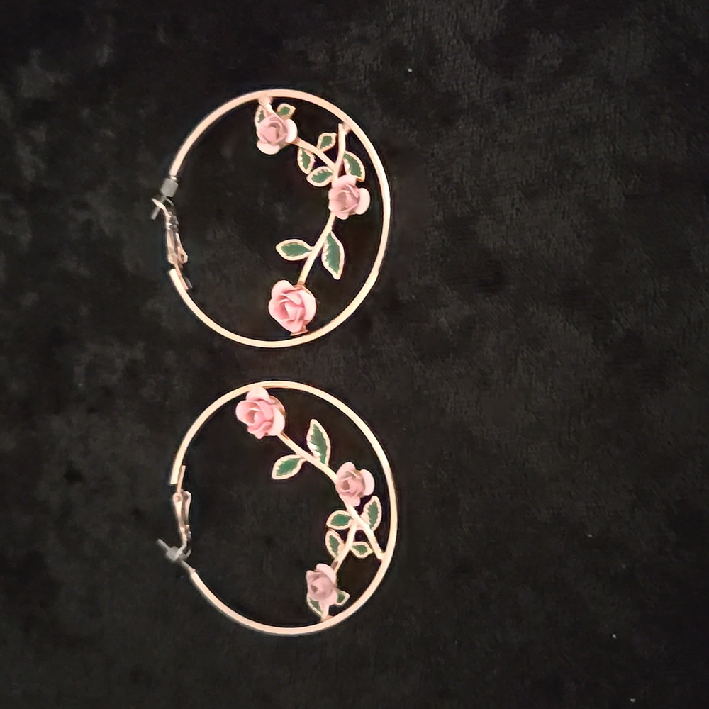 Rose earrings